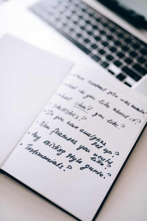 Hisabatk notebook for custom accounting packages in UAE